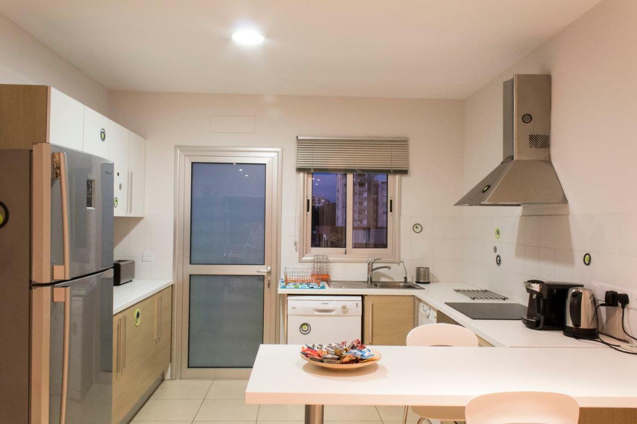 Eden Beach Apartment 207 Limassol Exterior foto